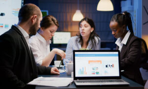 How to Monitor SLAs and KPIs in Recruitment Outsourcing?