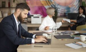 A Guide to Selecting Reliable Accounts Payable Services for CFOs