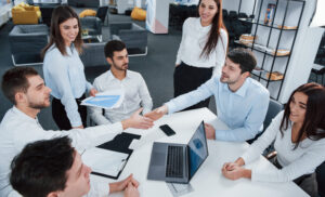 How Outsourced Finance & Accounting Teams Navigate Growth vs. Liquidity