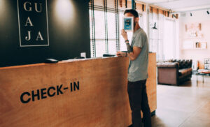 How Hospitality Accounting Services Fix Night Audit Issues?