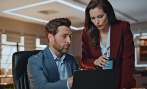How U.S. Staffing Firms Can Scale Contractor Payroll Operations Efficiently? 