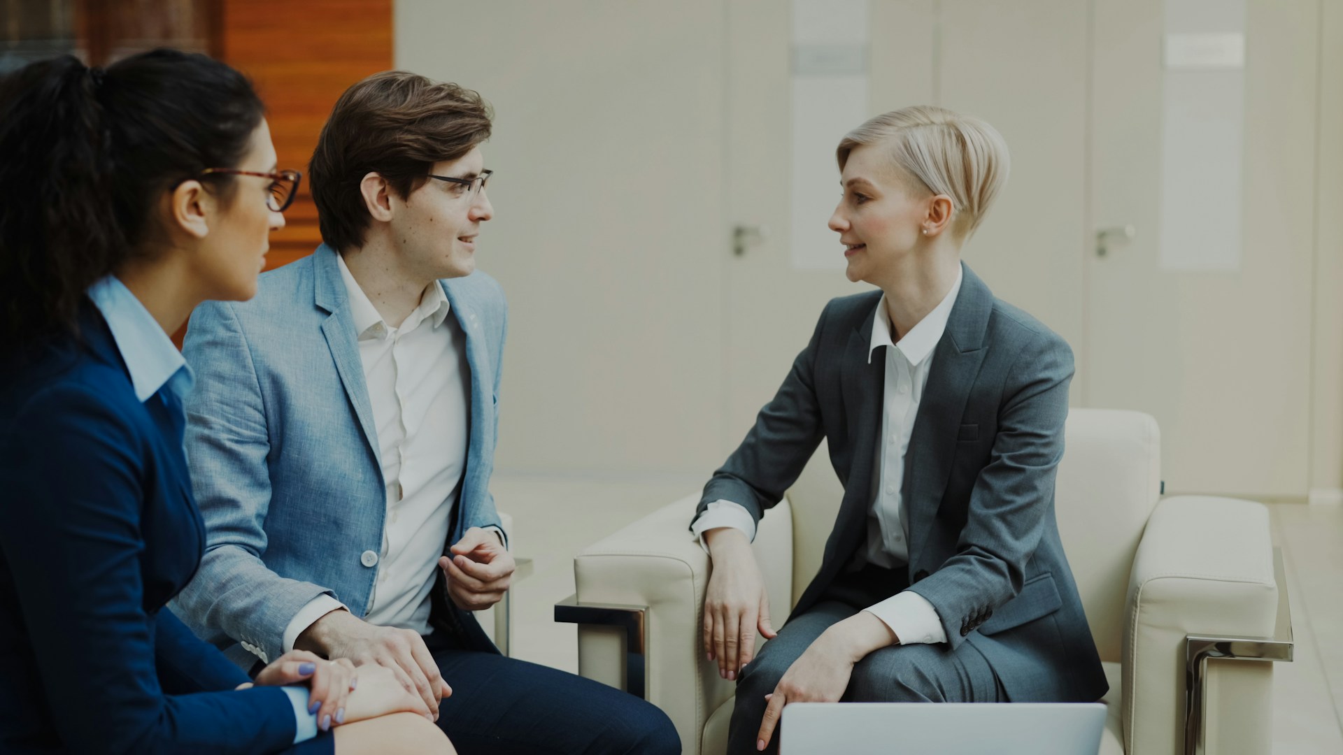 How Accounts Payable Services Help CFOs Protect Cash and Working Capital?